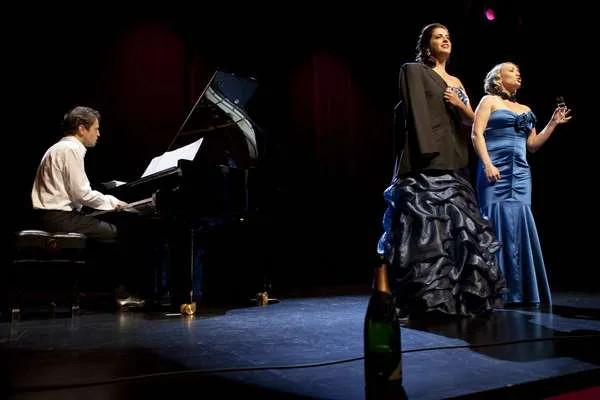 Charity Dinner 2012 photo